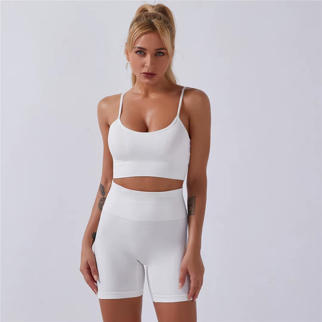 Quick-Dry Training Set — Women'S Tee + High-Waist Capri · REF BP-CMP-002