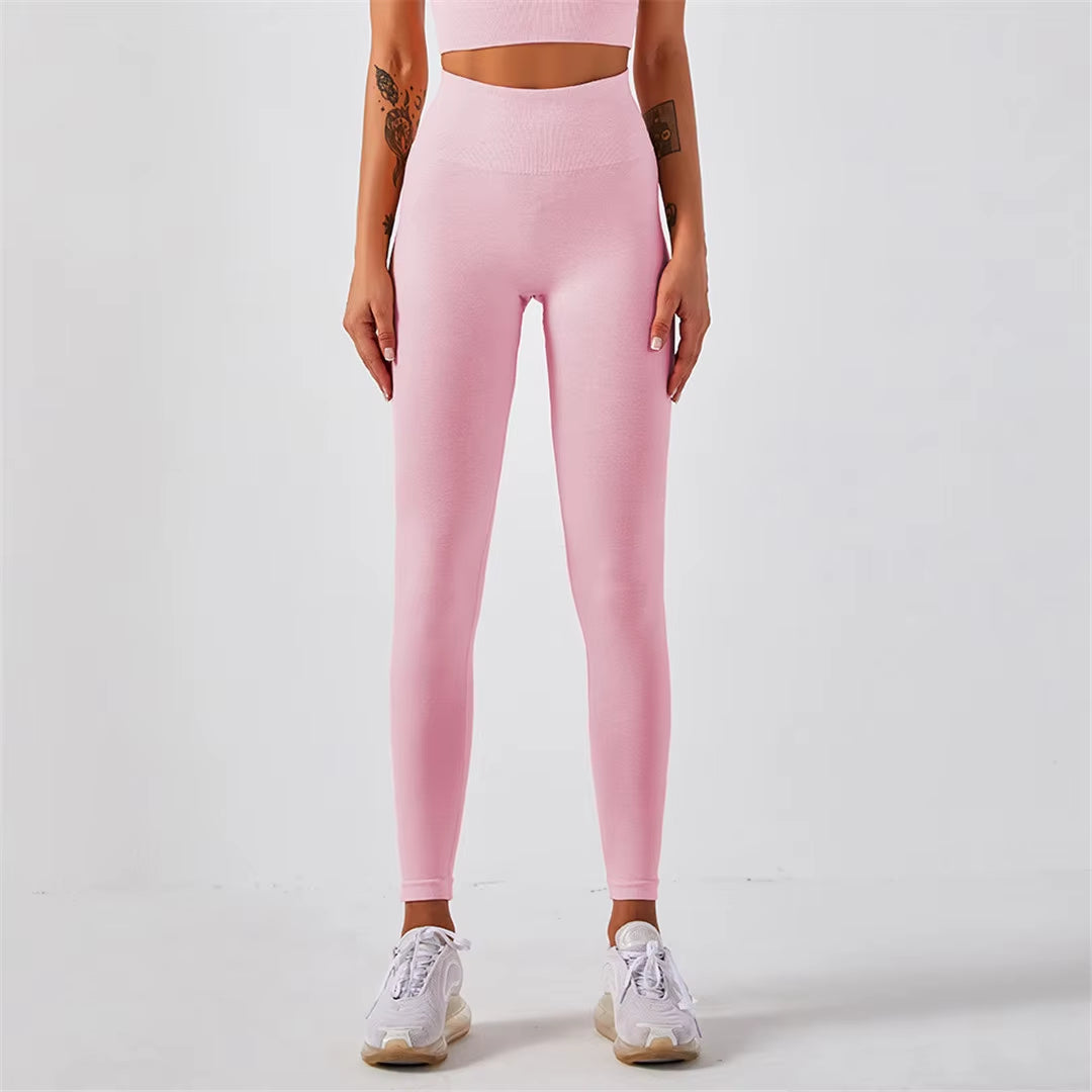 Quick-Dry Training Set — Women'S Tee + High-Waist Capri · REF BP-CMP-002