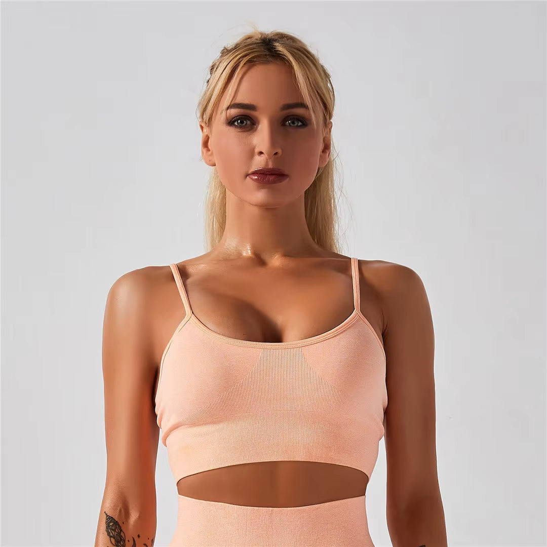 Quick-Dry Training Set — Women'S Tee + High-Waist Capri · REF BP-CMP-002