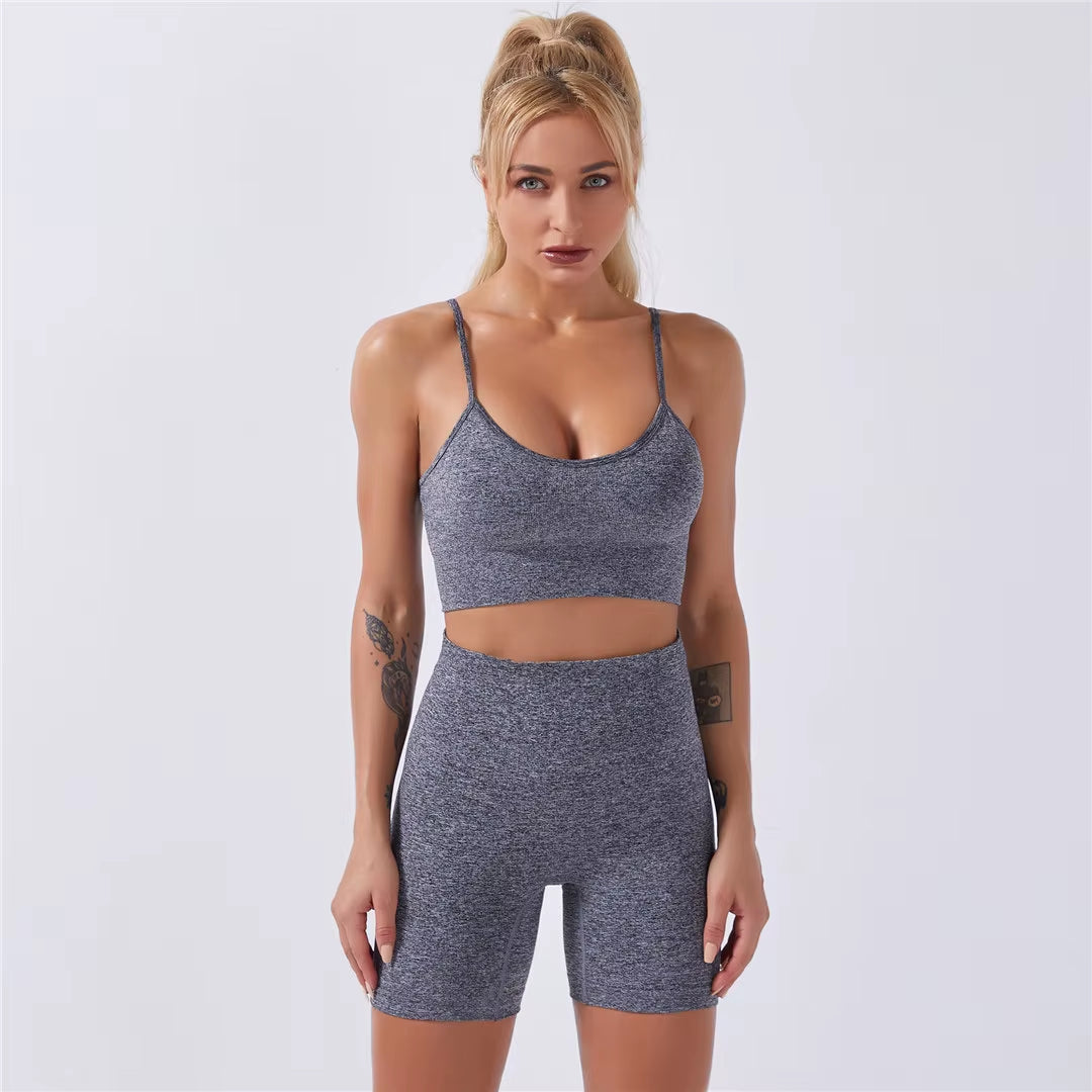 Quick-Dry Training Set — Women'S Tee + High-Waist Capri · REF BP-CMP-002
